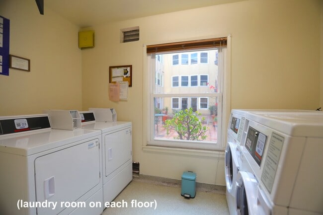 Building Photo - 22 Moss Ave