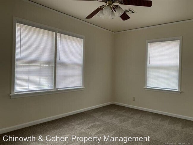 Building Photo - 2 br, 1 bath House - 4544 E 5th St