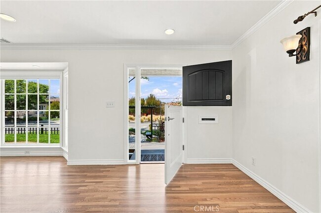 Building Photo - 1408 Harkness St
