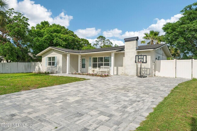Building Photo - 42 Dolphin Blvd