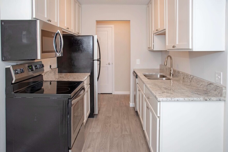 Building Photo - Connelly On Eleven