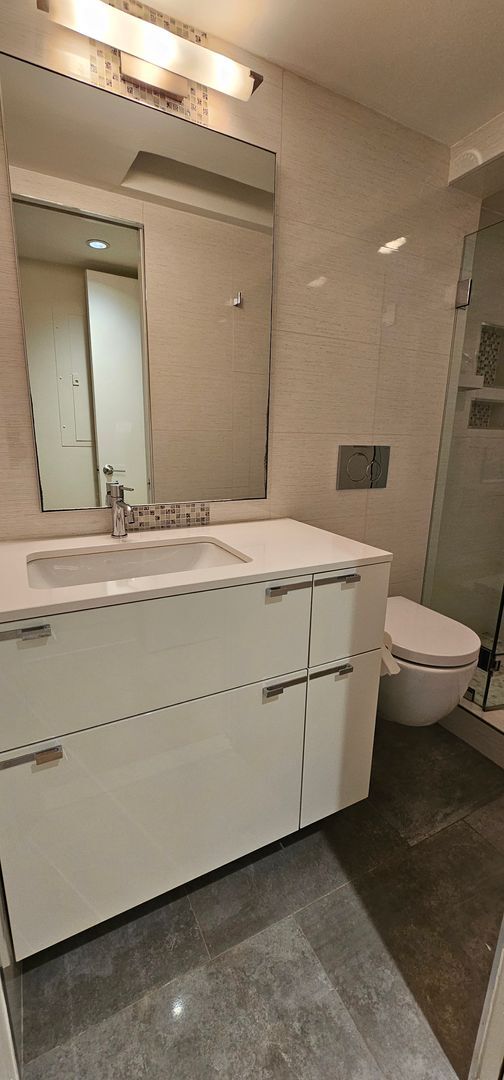 Building Photo - Luxurious 2 Bed 2 Bath Garden Level Condo In Desired Old City II - Dupont Circle