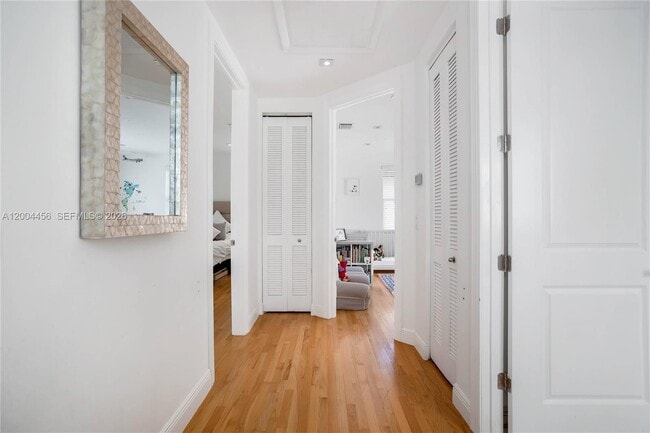 Building Photo - Southwest 20th Road, Miami, FL 33129 - 3 BR 2.5 BA single-family home