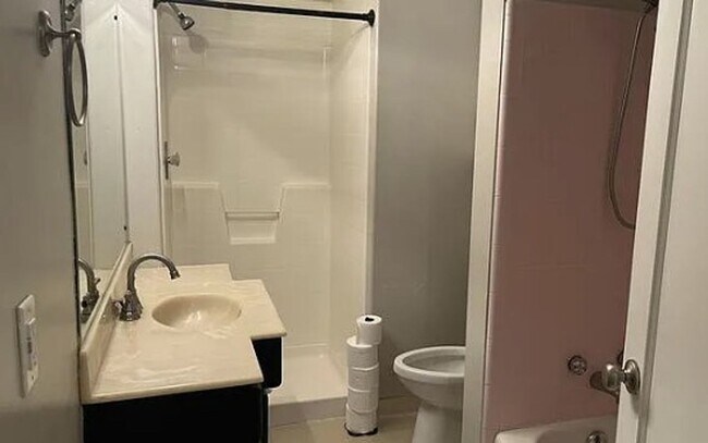 Building Photo - 126 N 1150 W