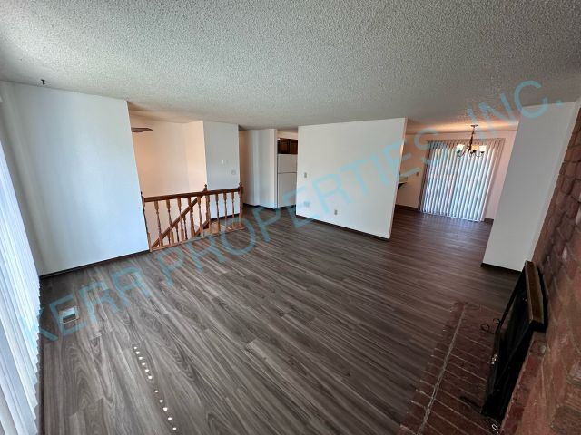 Building Photo - Charming 3-Bed Troutdale Home with Spacious 2,114 Sq Ft Layout & 2.5 Baths!