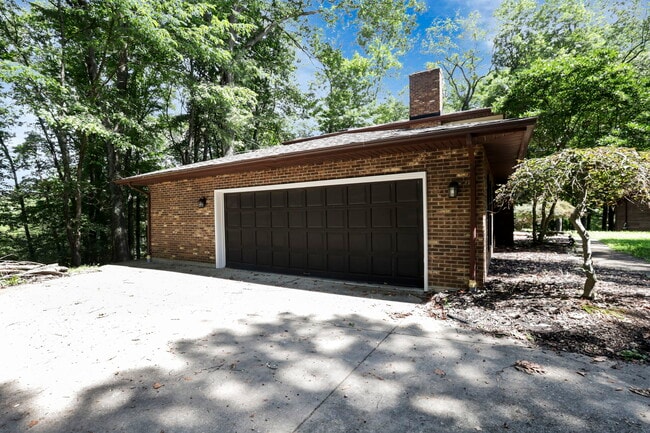 Building Photo - 955 Eastward Cir