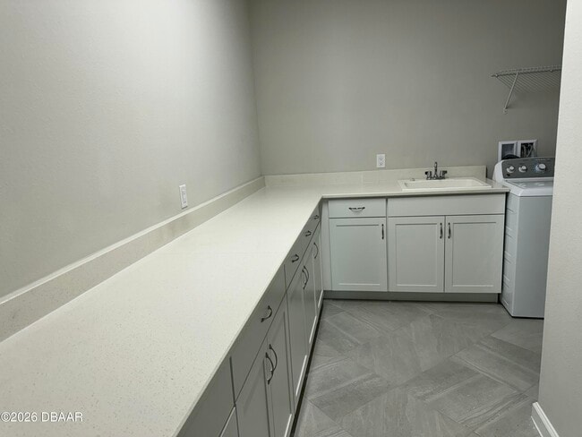 Building Photo - 899 Attitude Ave