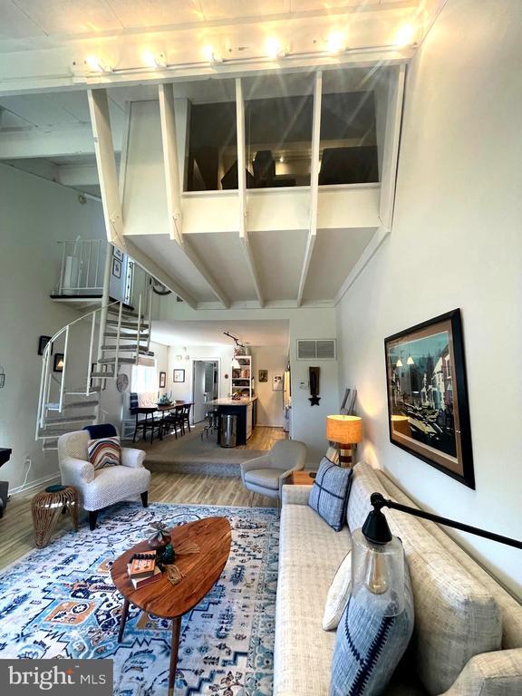 Building Photo - 29B Oscar Hammerstein Way