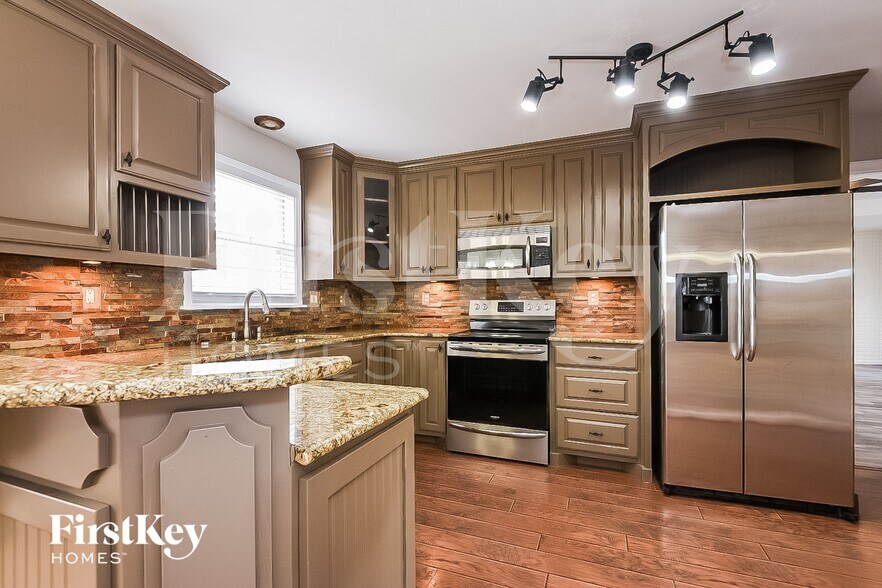 Building Photo - 1069 Thornwood Dr