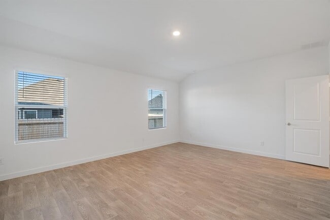 Building Photo - 709 Tranquility Ln