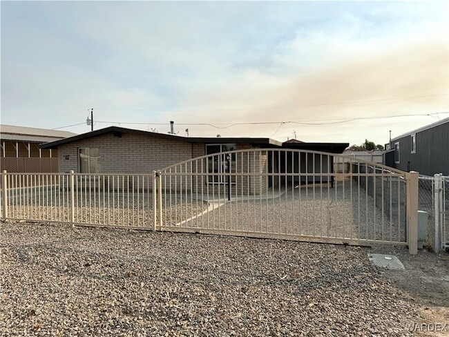 Building Photo - 7916 Center St