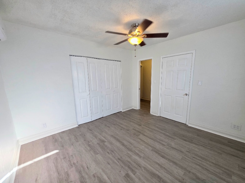 Building Photo - 12991 114th Ave N