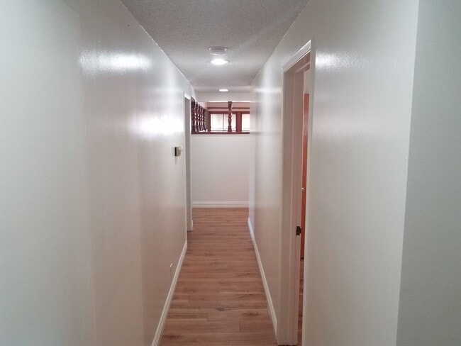 Building Photo - 4 Bedroom Mid-Century Classic Fullerton Ho...