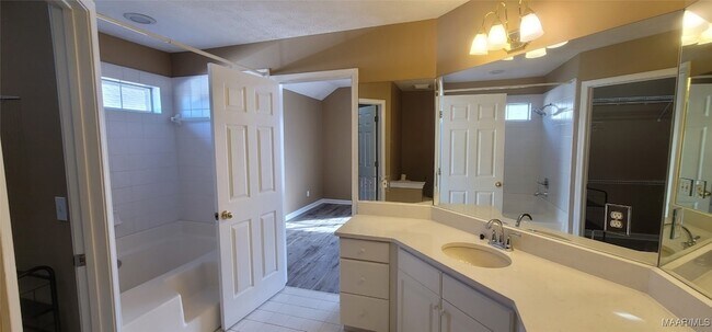Building Photo - 7554 Pinnacle Point