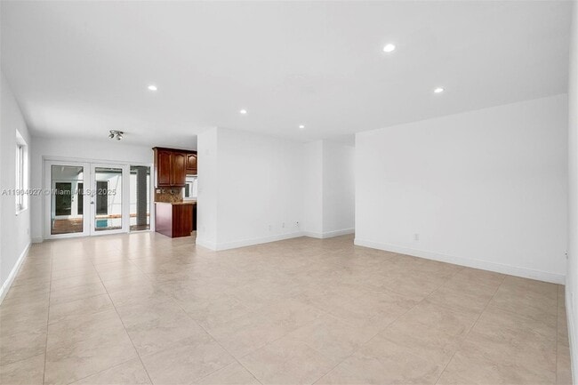 Building Photo - 7575 SW 134th St