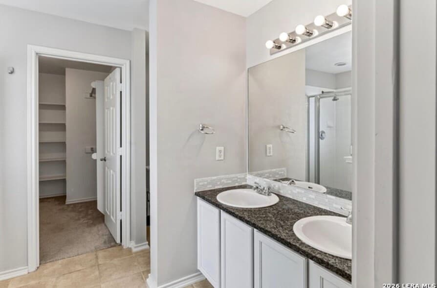 Building Photo - 7711 Parkwood Way