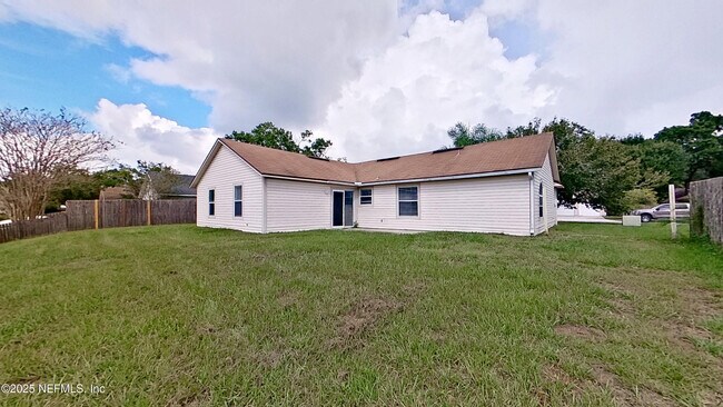 Building Photo - 10310 Triple Crown Ave