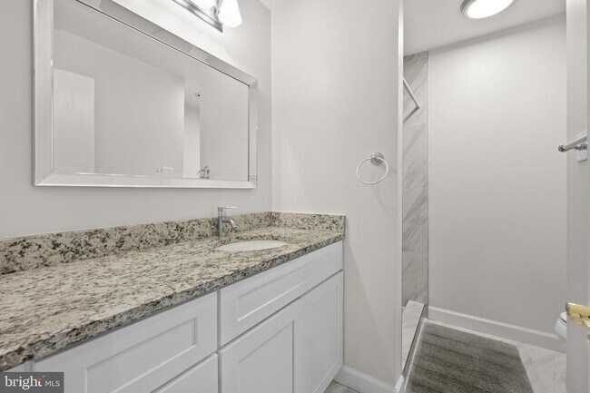 Building Photo - 4731 Leyden Way