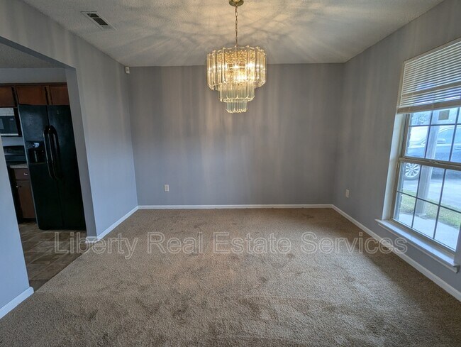 Building Photo - 215 Bridgemont Way