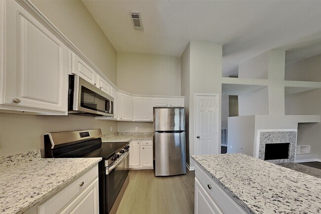 Building Photo - 20022 Crossvine Trail Ln