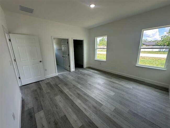 Building Photo - 14951 SW 43rd Terrace Rd