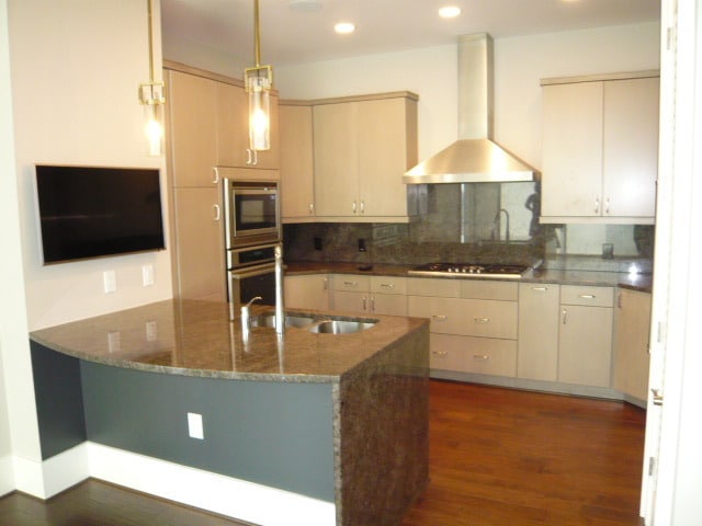 Kitchen - 1065 Peachtree St NE