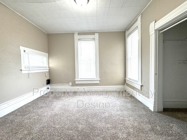 Building Photo - 2940 Brattleboro Ave