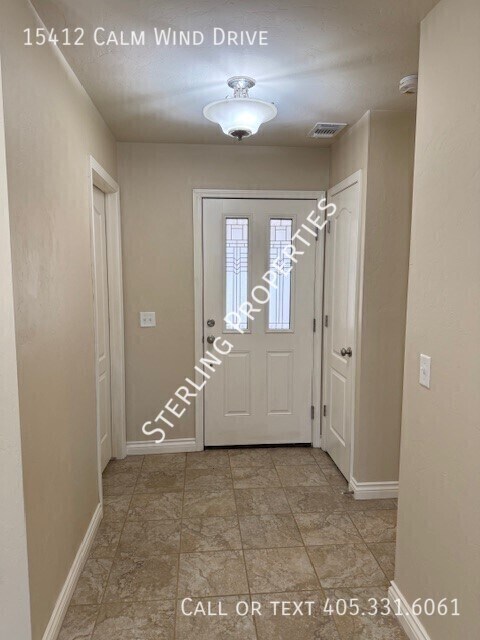 Building Photo - 15412 S Calm Wind Dr