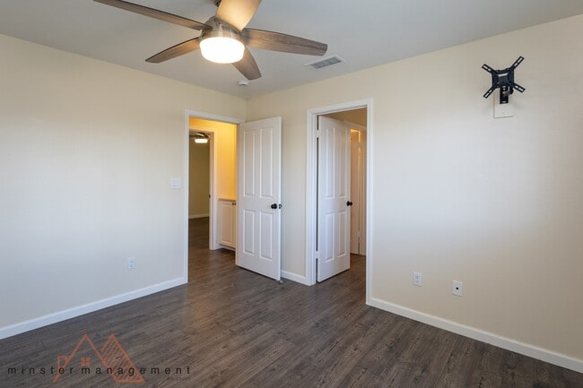 Building Photo - 91-1042-1042 Kaimalie St