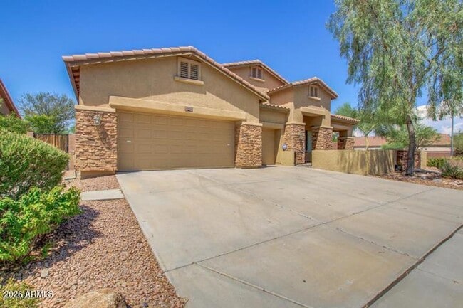 Building Photo - Gorgeous 4 bed 3 bath Single Level Home in Norterra Area