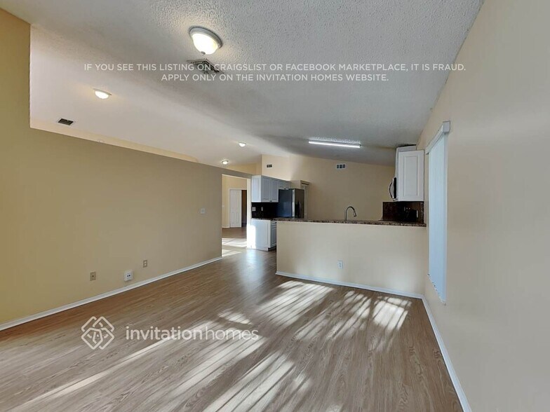 Building Photo - 18206 SW 4th St