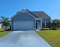 Building Photo - Live where charm meets convenience-Glenmoo...