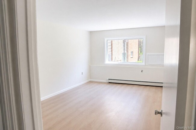 Building Photo - 39 Tanager Rd