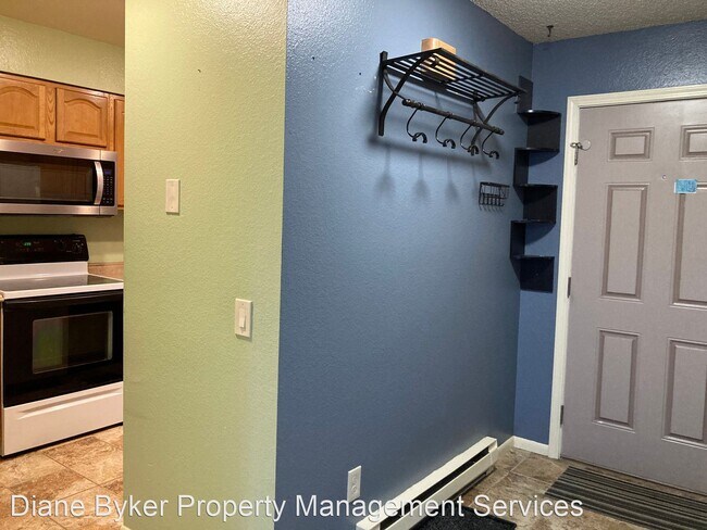 Building Photo - 3 br, 2.5 bath House - 7782 Boundary Avenue