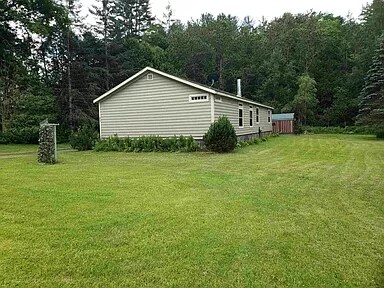 Building Photo - 83 York St