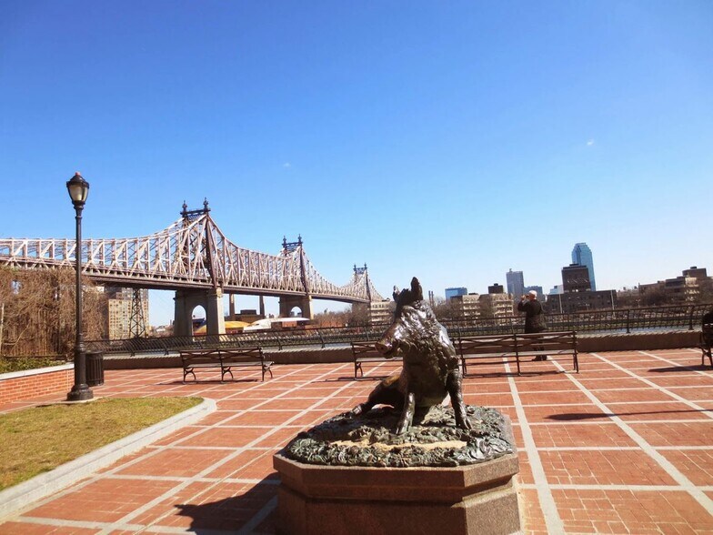 Building Photo - 227 E 57th St