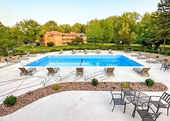 Community Pool - 207 Watertree Dr