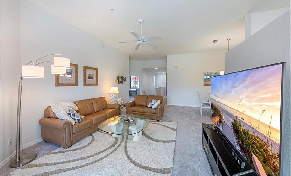 Building Photo - 640 Lalique Cir