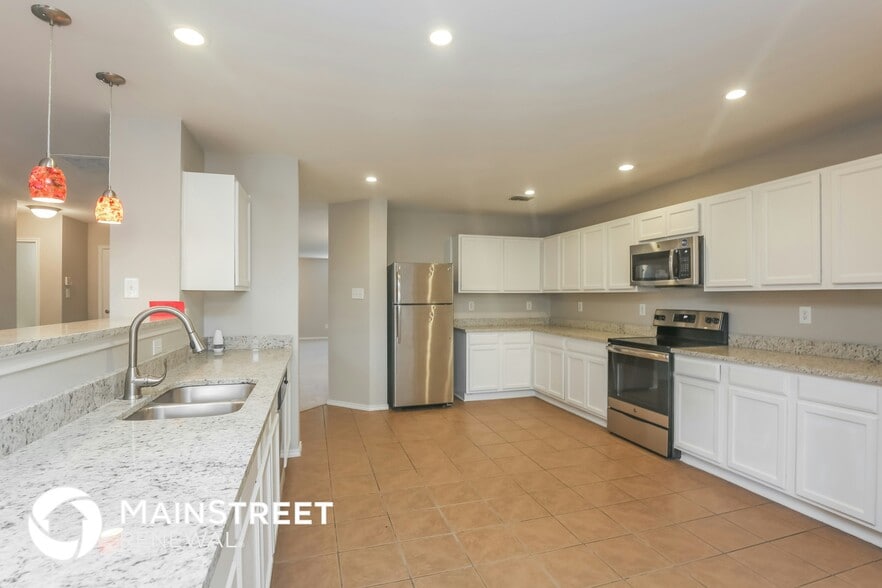 Building Photo - 16705 Windthorst Way