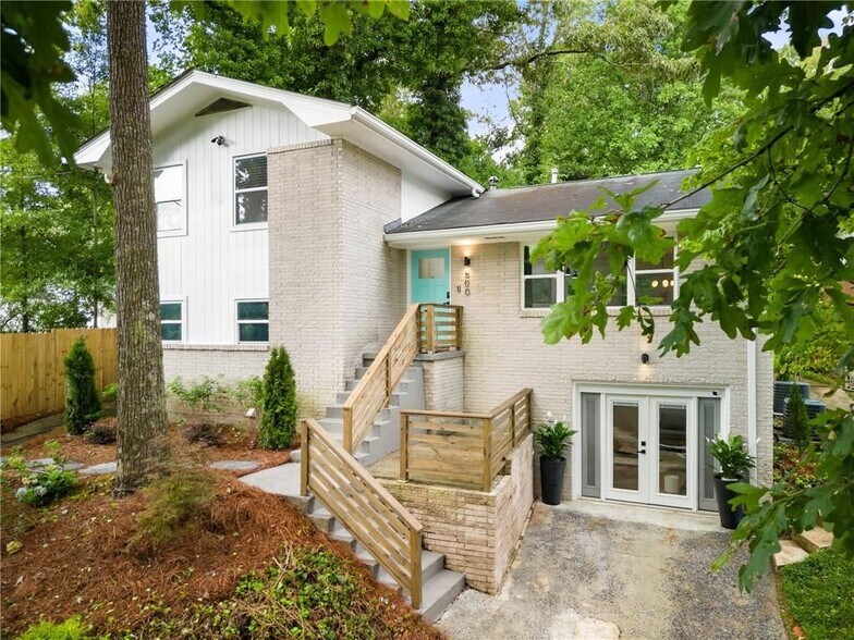Building Photo - 500 Collier Ridge Dr NW
