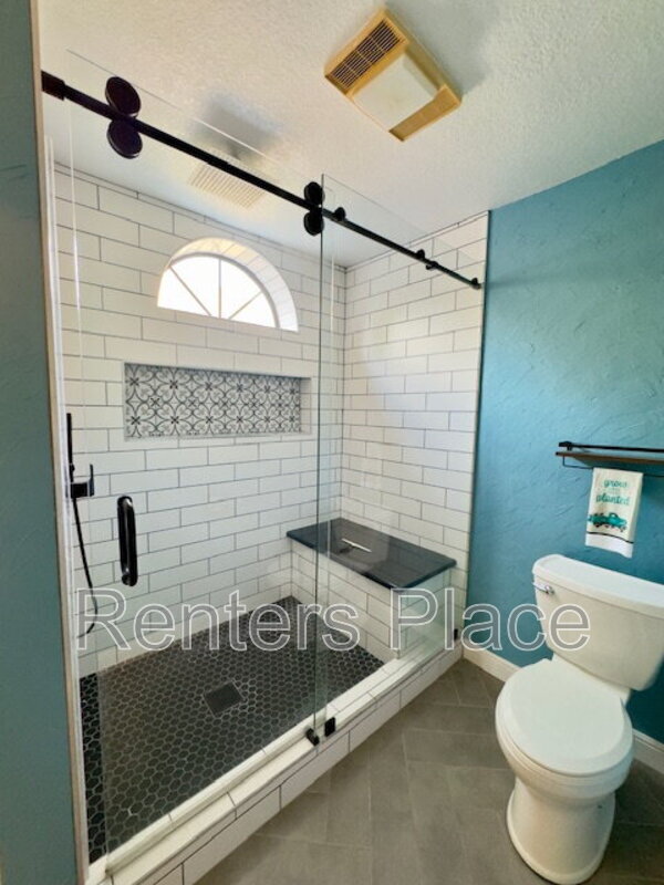 Building Photo - 8626 S 90th E Ave