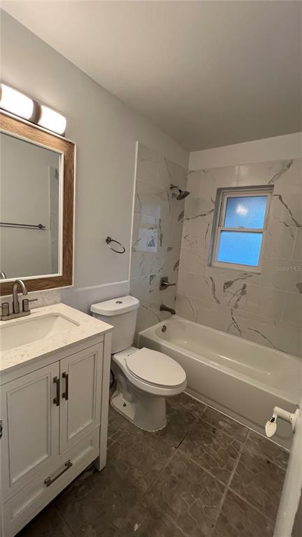 Building Photo - 4006 W Land Ave