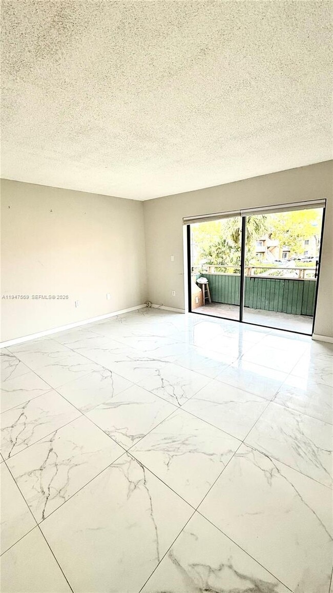 Building Photo - 17600 NW 68th Ave