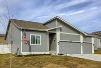 Building Photo - Hyda Hills Ranch For Rent Near Offutt AFB