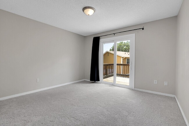 Building Photo - $2,720.95 - 4 bed, 2 bath, located in Aurora with attached Garage and In Unit Washer and Dryer!