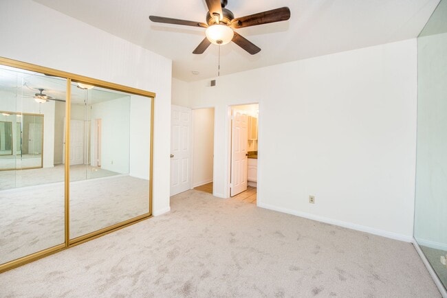Building Photo - Updated 2 BR- 2 BA in FOUNTAIN VALLEY
