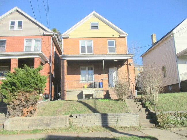 Building Photo - 924 Beaver Rd