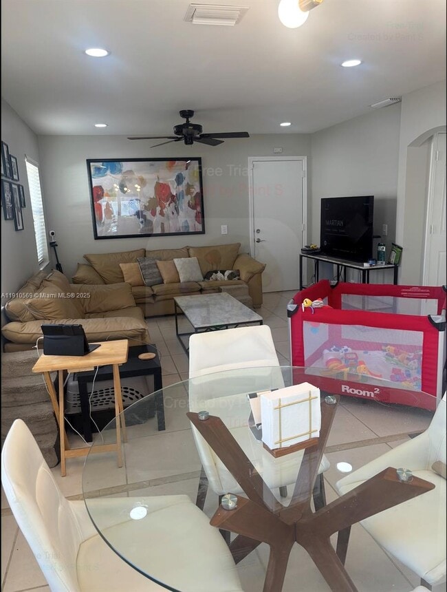 Building Photo - 6377 NW 39th Ct