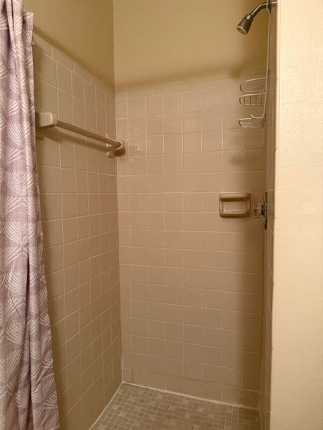 Building Photo - 37819 Alissa Dr