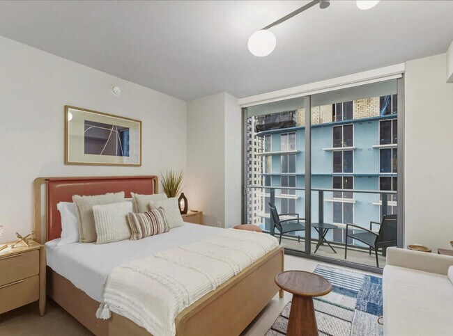 Building Photo - 11 NE 6th St